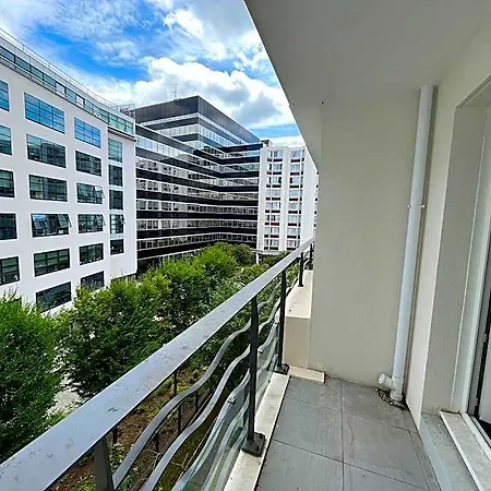 Appart-hotel Porte De Versailles 4*